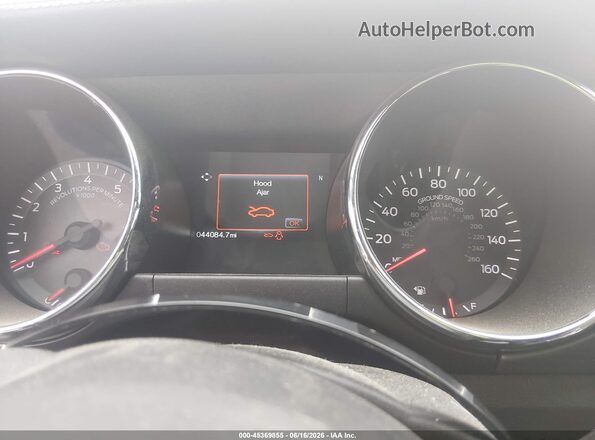 1FA6P8CF6G5268168 2016 FORD MUSTANG White Widok tylnych siedzeń