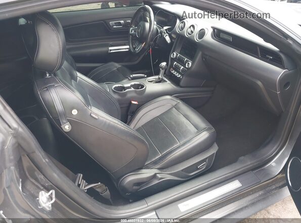 1FA6P8CF6K5134057 2019 FORD MUSTANG Серый Вид салона спереди