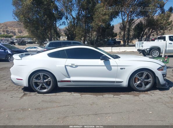 1FA6P8CF6P5302271 2023 FORD MUSTANG White Widok wnętrza z tyłu