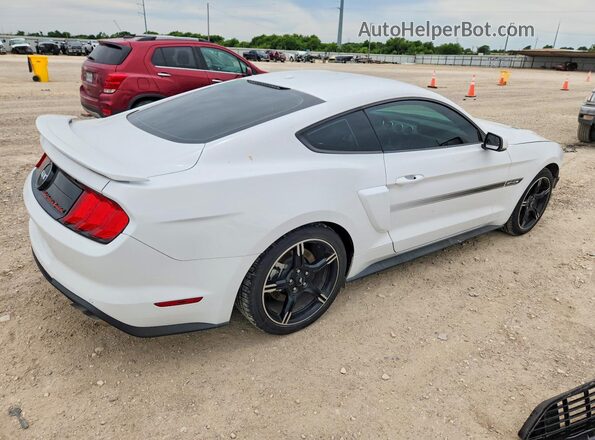 1FA6P8CF7K5147626 2019 FORD MUSTANG Белый Задняя правая четверть
