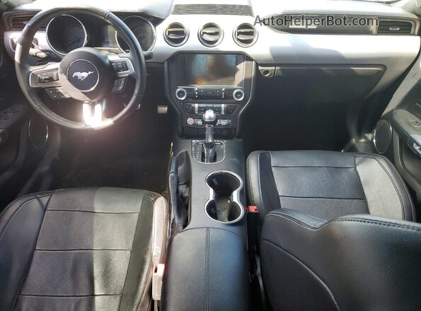 1FA6P8CF8G5215911 2016 FORD MUSTANG Red Widok deski rozdzielczej
