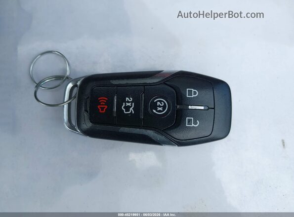 1FA6P8CF8H5271803 2017 FORD MUSTANG Gray წინა პანელის ხედი
