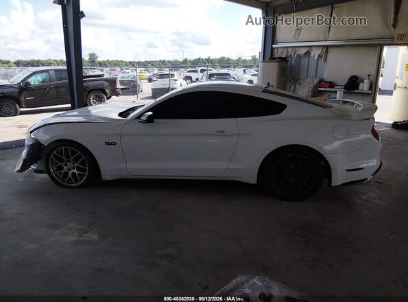 1FA6P8CF8K5118068 2019 FORD MUSTANG Белый Панорамный вид салона 360°