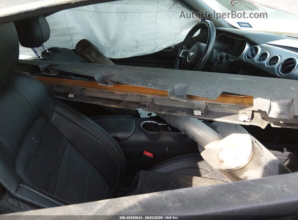 1FA6P8CFXJ5113677 2018 FORD MUSTANG Оранжевый Вид салона спереди