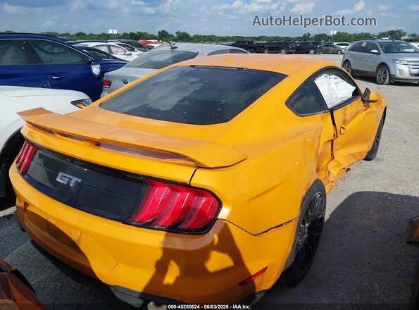 1FA6P8CFXJ5113677 2018 FORD MUSTANG Оранжевый Задняя правая четверть
