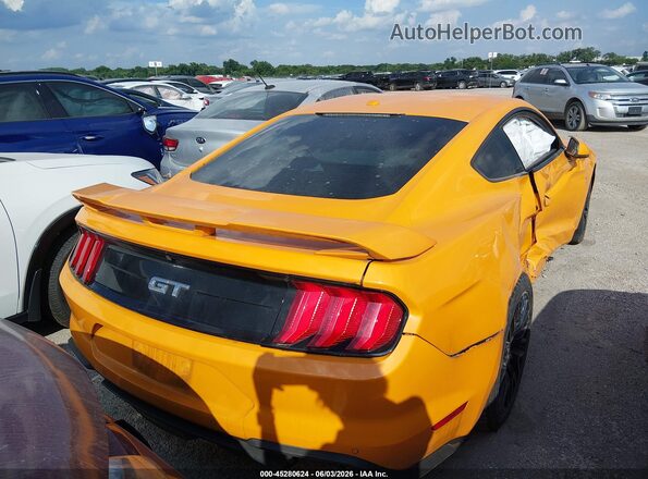 1FA6P8CFXJ5113677 2018 FORD MUSTANG Оранжевый 