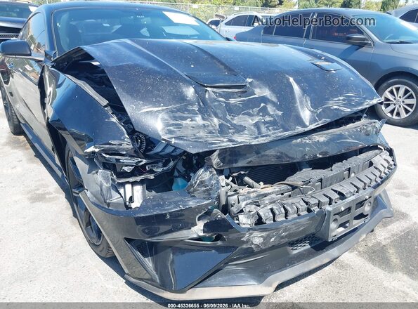 1FA6P8CFXK5118895 2019 FORD MUSTANG Черный Вид спереди