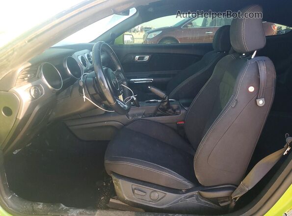 1FA6P8CFXL5191380 2020 FORD MUSTANG Green Front interior view