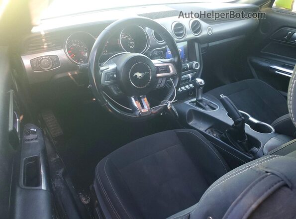 1FA6P8CFXL5191380 2020 FORD MUSTANG Green Dashboard view