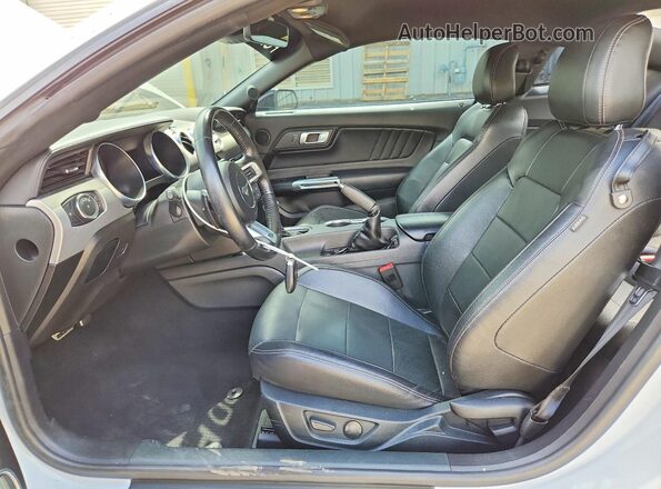 1FA6P8CFXP5302807 2023 FORD MUSTANG White Vista interior delantera