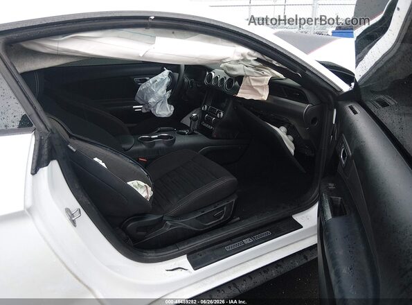 1FA6P8R04M5555183 2021 FORD MUSTANG White Vista interior delantera