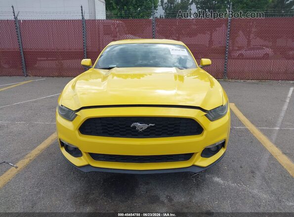 1FA6P8TH0G5268460 2016 FORD MUSTANG Yellow Vista del cuadro de instrumentos
