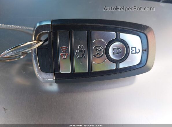 1FA6P8TH0J5132305 2018 FORD MUSTANG Бордовый Вид панели приборов