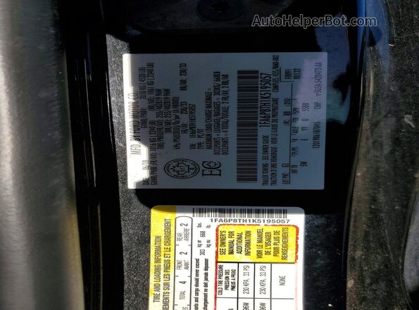 1FA6P8TH1K5195057 2019 FORD MUSTANG Black Vista del compartimento del motor
