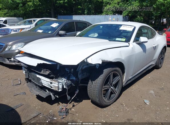 1FA6P8TH1R5107232 2024 FORD MUSTANG White Widok z przodu