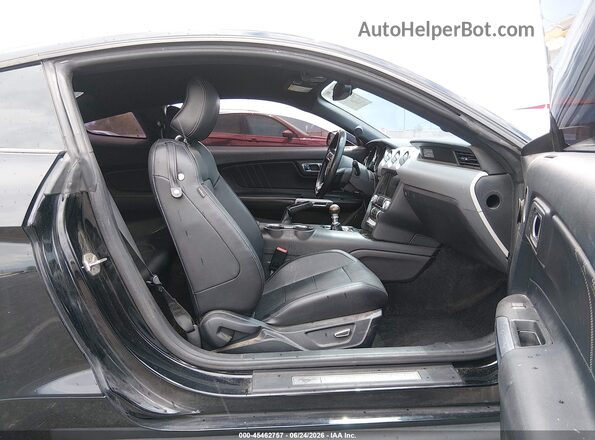 1FA6P8TH2H5237549 2017 FORD MUSTANG Black Вид салону спереду