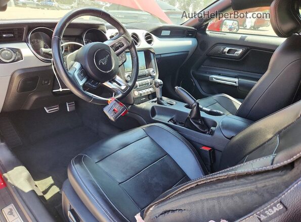 1FA6P8TH2H5271071 2017 FORD MUSTANG Red Dashboard view