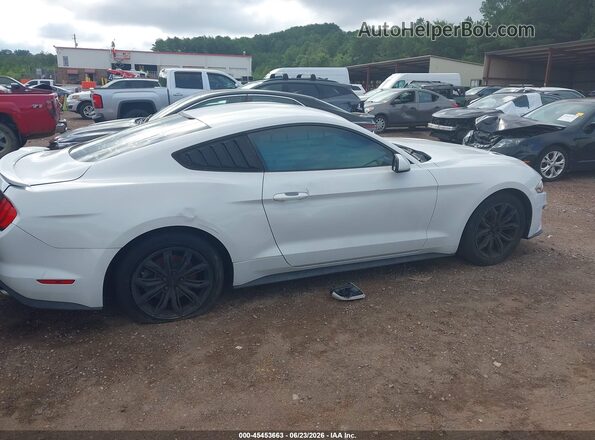 1FA6P8TH2J5106384 2018 FORD MUSTANG White Vista tres cuartos delantera izquierda