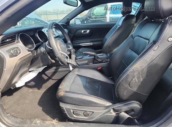 1FA6P8TH2L5135953 2020 FORD MUSTANG Silver Front interior view