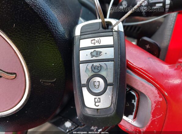 1FA6P8TH2L5154633 2020 FORD MUSTANG White Widok deski rozdzielczej