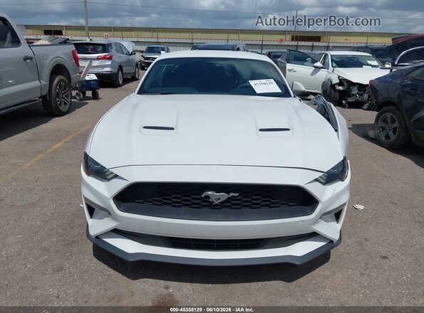 1FA6P8TH3J5126630 2018 FORD MUSTANG White უკანა სალონის ხედი