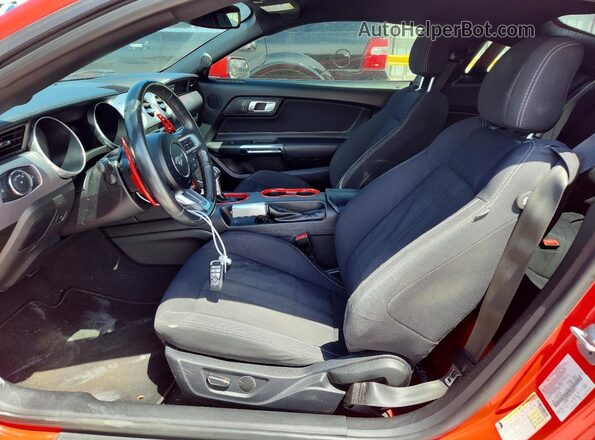 1FA6P8TH3K5202011 2019 FORD MUSTANG Red Front interior view