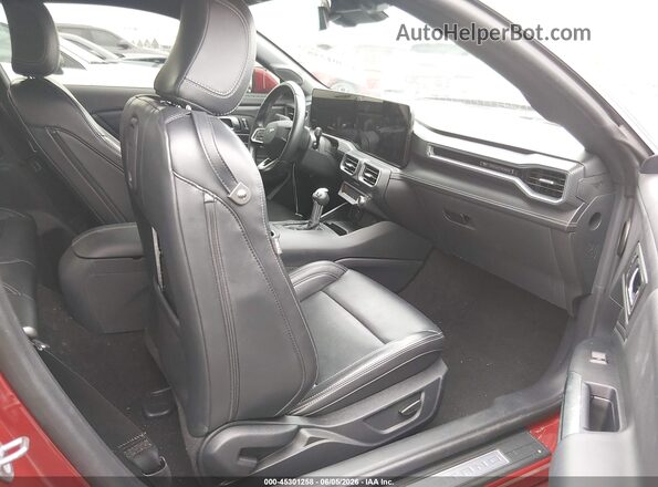 1FA6P8TH3R5133072 2024 FORD MUSTANG Красный Вид салона спереди