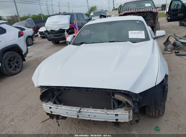 1FA6P8TH4G5281695 2016 FORD MUSTANG White Widok wnętrza z tyłu