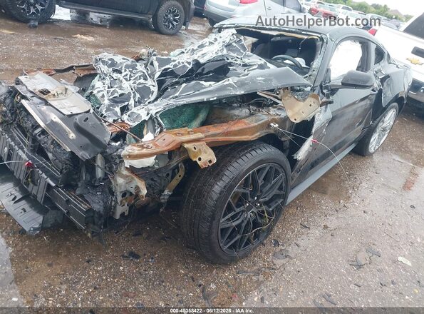 1FA6P8TH4L5169828 2020 FORD MUSTANG Черный Передняя левая четверть