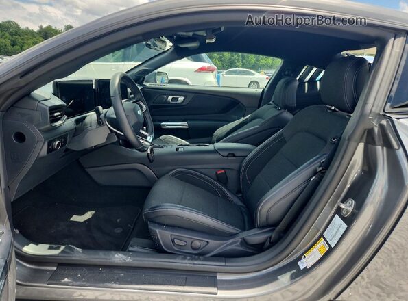 1FA6P8TH4S5119462 2025 FORD MUSTANG Charcoal Vista interior delantera
