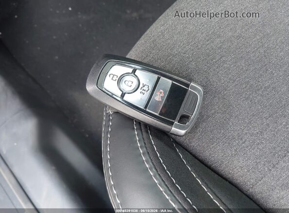 1FA6P8TH4T5100444 2026 FORD MUSTANG Gray Vista del salpicadero