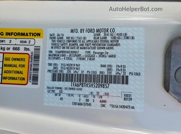 1FA6P8TH5H5209857 2017 FORD MUSTANG White Widok komory silnika