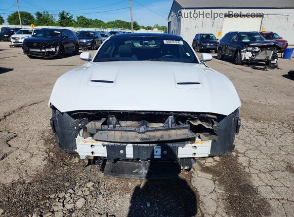 1FA6P8TH5J5154297 2018 FORD MUSTANG Белый Вид спереди