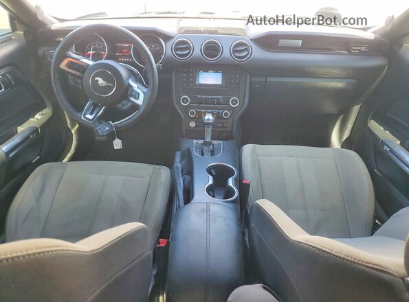 1FA6P8TH6K5114795 2019 FORD MUSTANG White Vista del salpicadero
