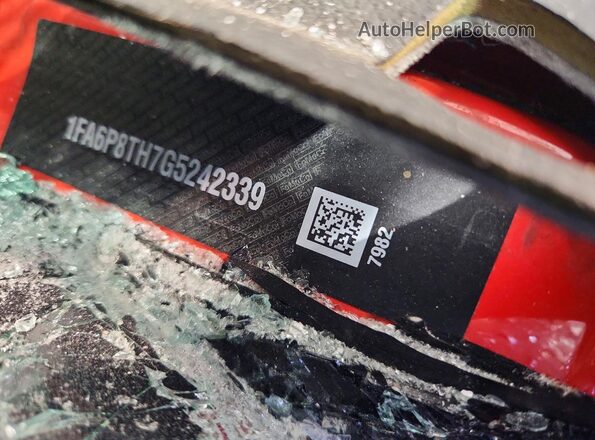 1FA6P8TH7G5242339 2016 FORD MUSTANG Оранжевый Вид подкапотного пространства