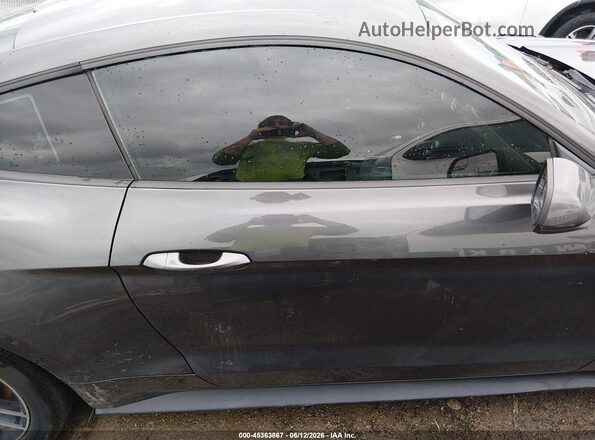 1FA6P8TH7H5322869 2017 FORD MUSTANG Gray Rear interior view