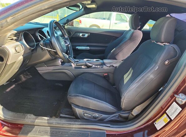 1FA6P8TH7J5105098 2018 FORD MUSTANG Maroon Front interior view