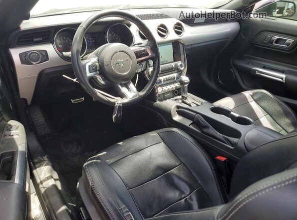 1FA6P8TH8G5322085 2016 FORD MUSTANG Черный Вид панели приборов