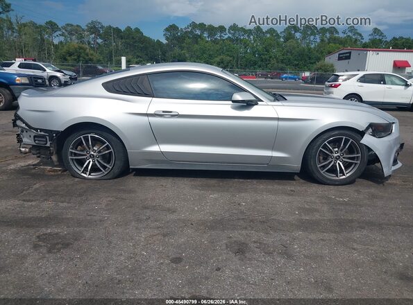 1FA6P8THXH5205545 2017 FORD MUSTANG Silver Vista interior trasera