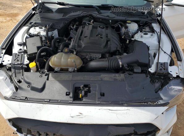 1FA6P8THXK5108627 2019 FORD MUSTANG White Vista interior trasera