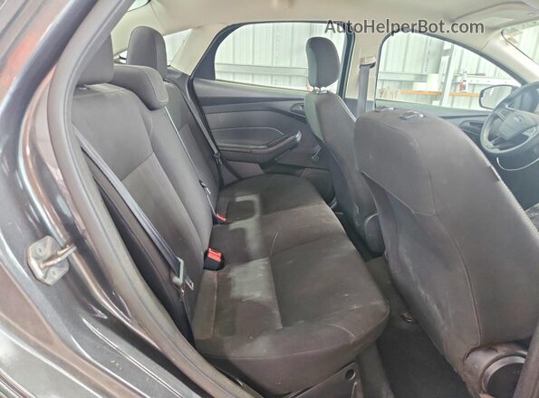 1FADP3E20HL244840 2017 FORD FOCUS Gray Вид задніх сидінь
