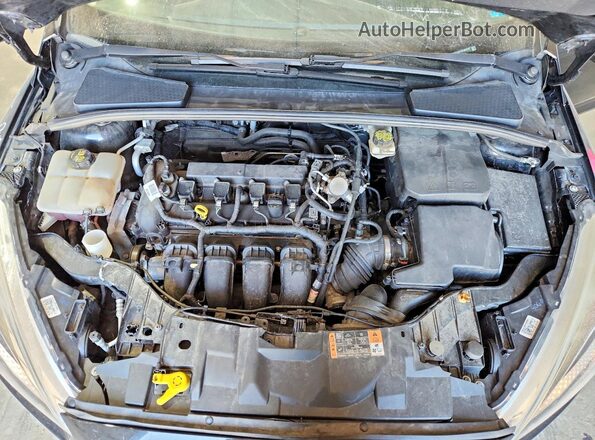 1FADP3E21HL301272 2017 FORD FOCUS Черный Вид задней части салона
