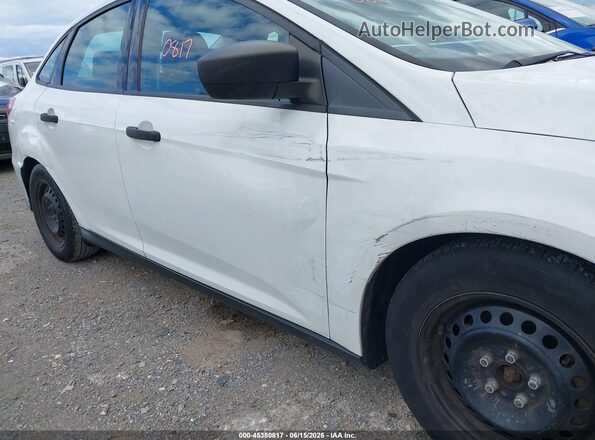 1FADP3E26GL248714 2016 FORD FOCUS Белый Вид спереди