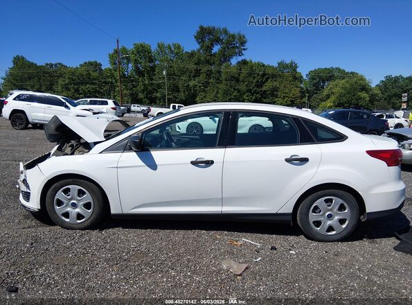 1FADP3E26GL381523 2016 FORD FOCUS White 