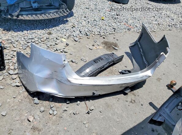 1FADP3E26GL385779 2016 FORD FOCUS Silver Vista del compartimento del motor