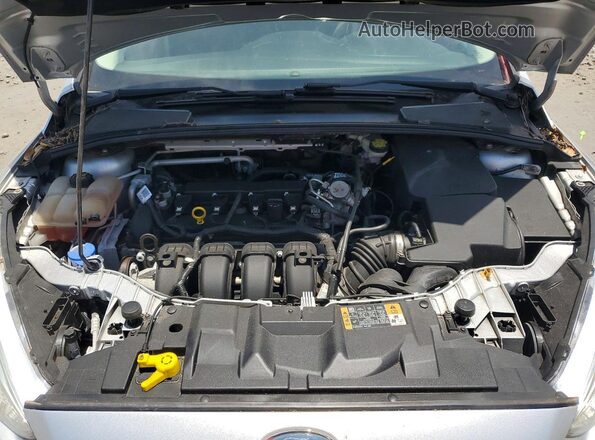 1FADP3E26GL385779 2016 FORD FOCUS Silver Vista interior trasera
