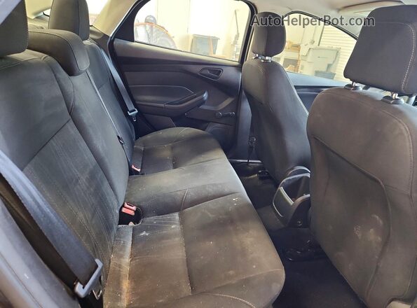 1FADP3E29GL227467 2016 FORD FOCUS Gray Вид задніх сидінь