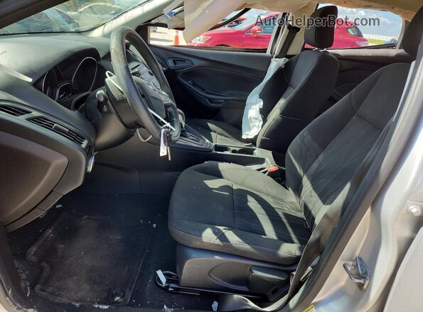 1FADP3E29GL328699 2016 FORD FOCUS Silver Widok wnętrza z przodu