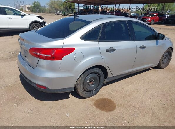 1FADP3E2XGL310552 2016 FORD FOCUS Серебряный Задняя правая четверть