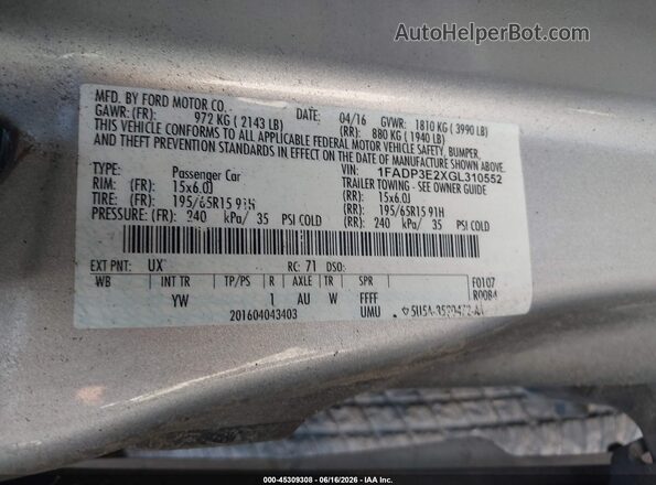 1FADP3E2XGL310552 2016 FORD FOCUS Серебряный Вид подкапотного пространства